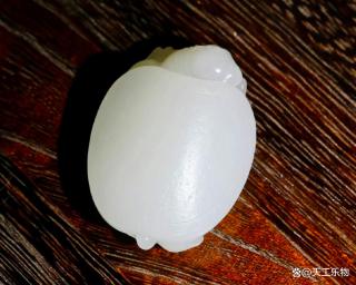 和田玉里的王者料!多项全能的羊脂白玉!